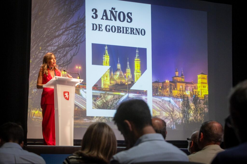 zaragoza mejora 3 años